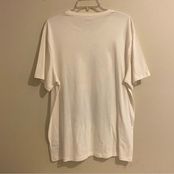 Women's Star Wars May the Force Be With You Off- White Graphic T-Shirt NWT - Picture 7 of 11